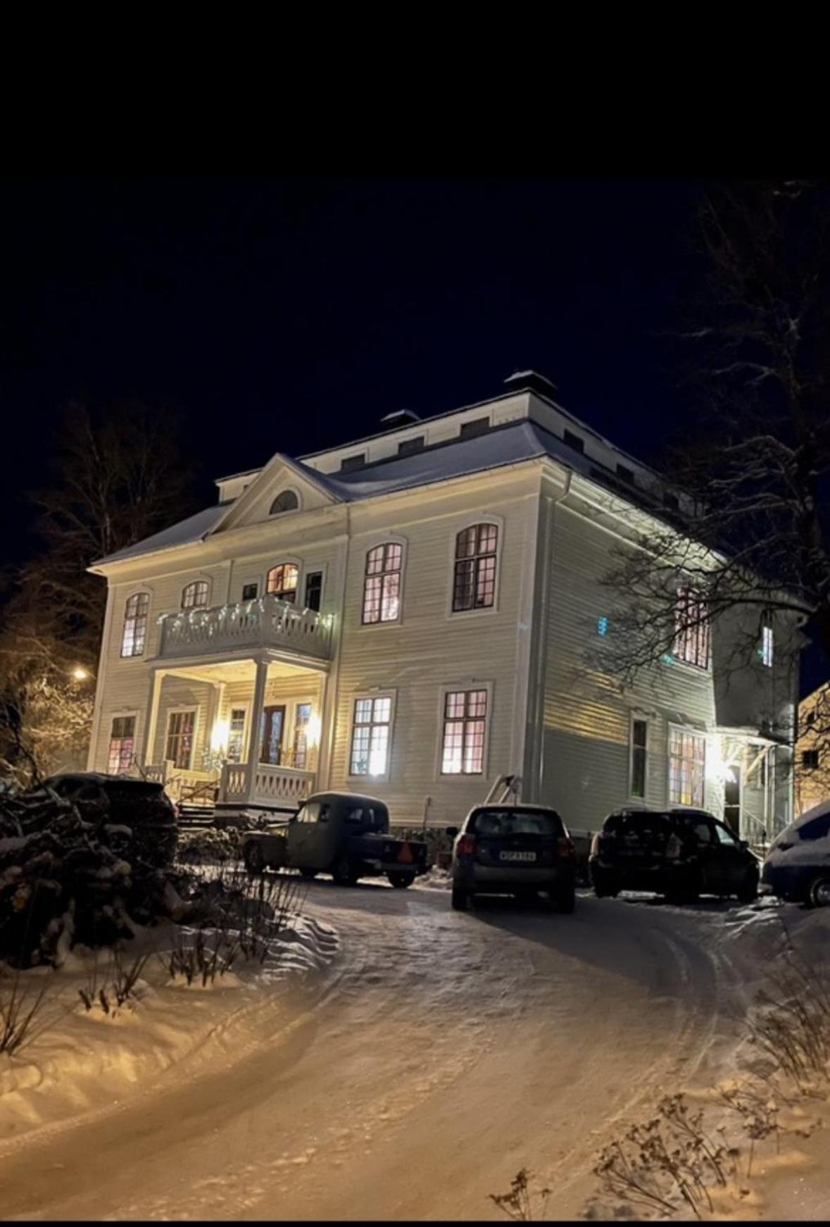 Apartment Laegenhet I Sekelskifteshus *